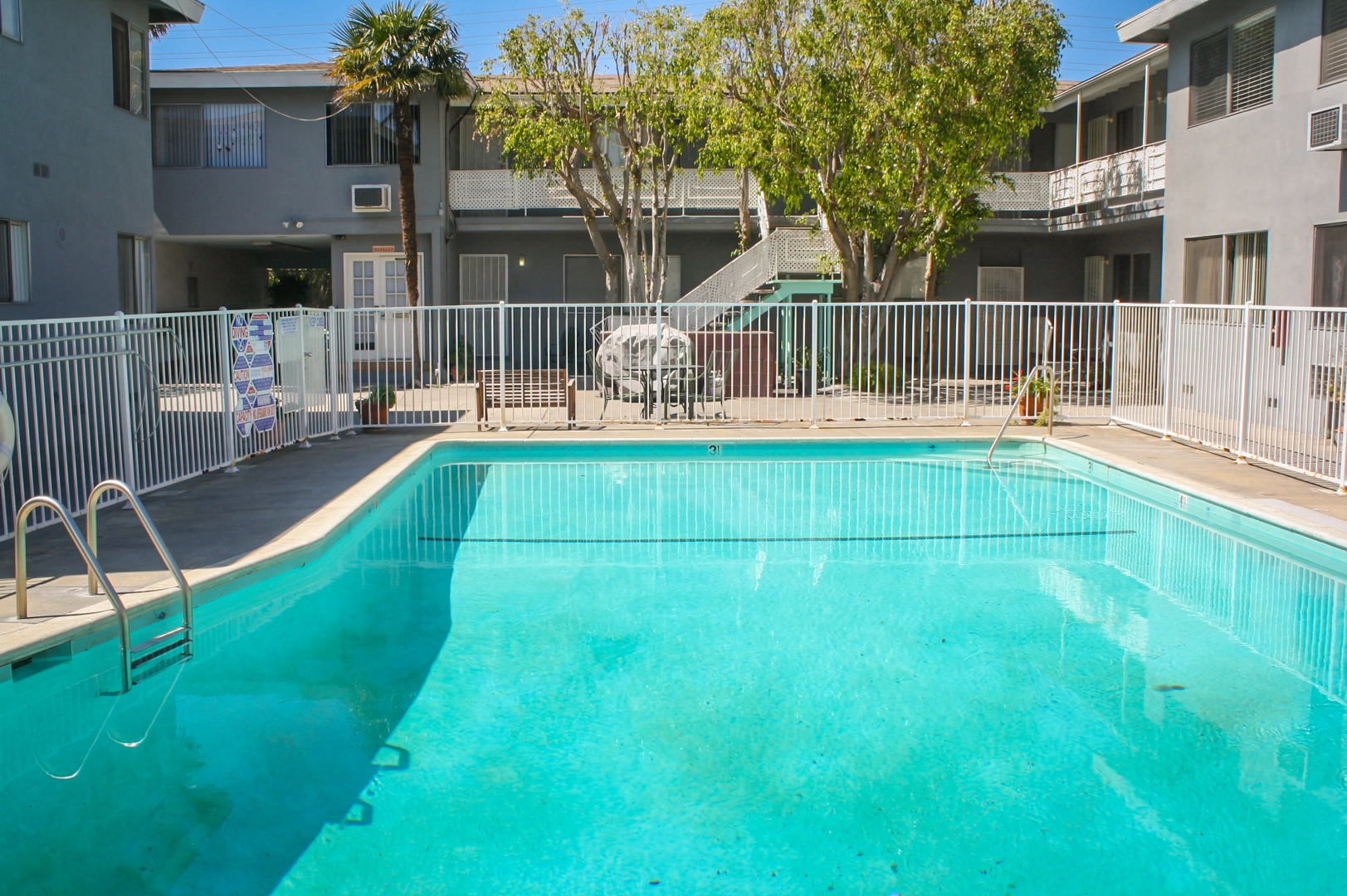41 Units Complex in North Hollywood