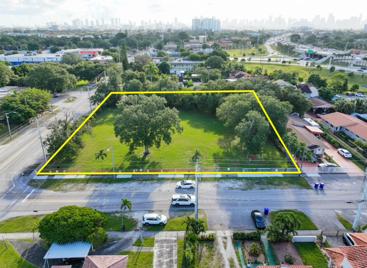 Prime Development Site at 2810 Northwest 14th Street