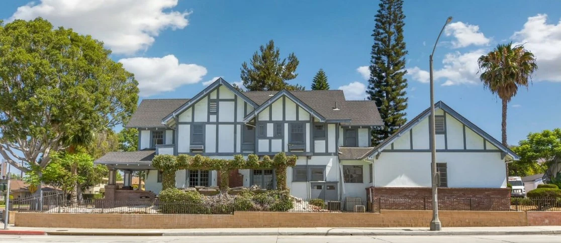 MultiFamily Property for Sale at 6354 Painter Avenue