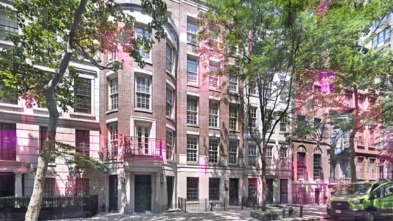 Luxury Rush: Manhattan Sees Most $4M+ Deals in a Week Since 2021