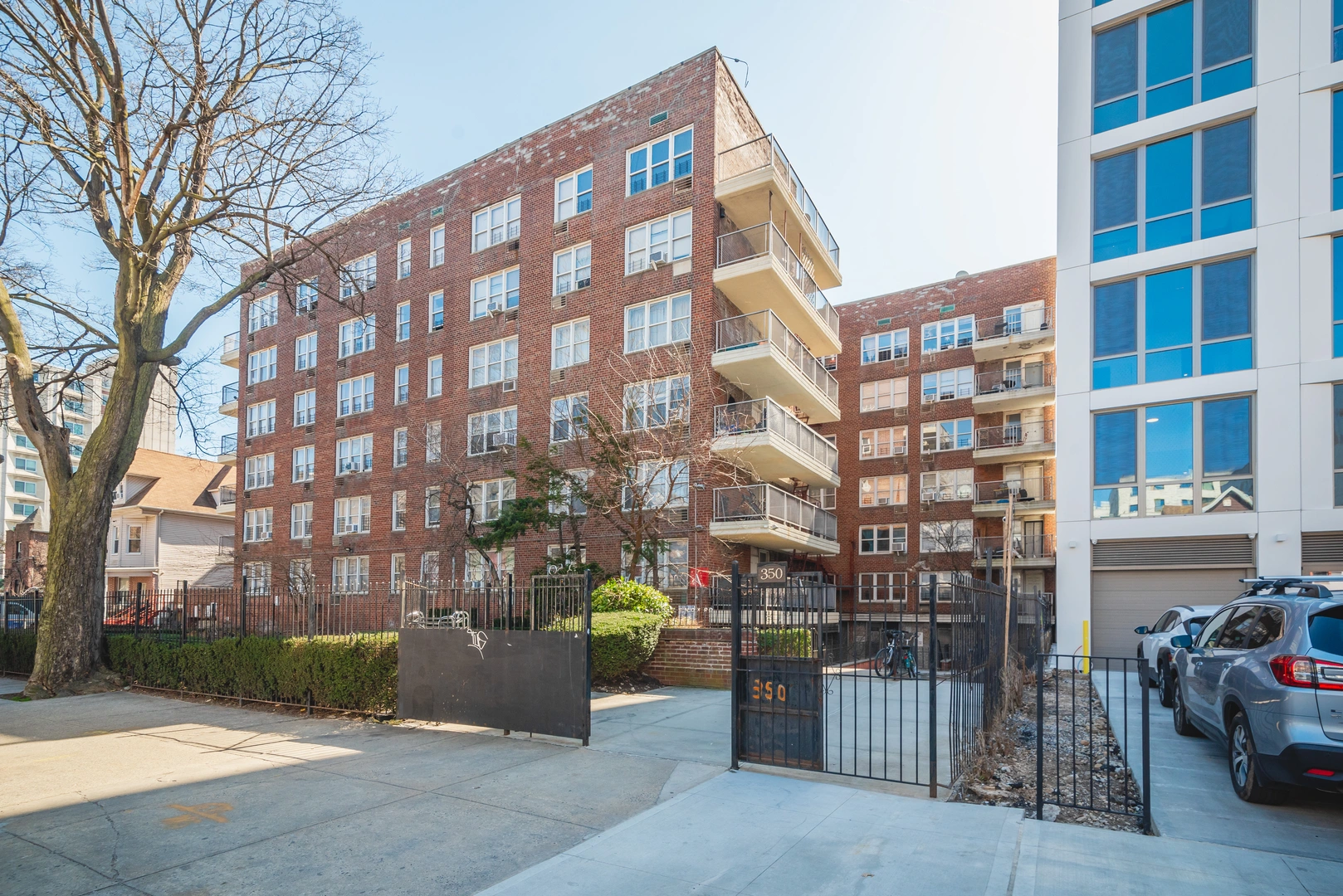 MultiFamily Investment Opportunity at 350 Lenox Road