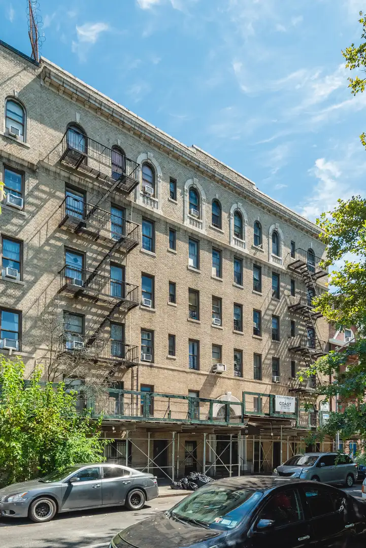 Multifamily Investment Opportunity at 85 East Mosholu Parkway North