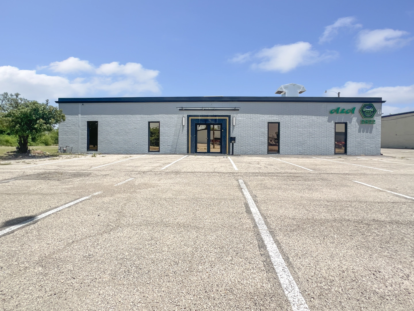 Functional Warehouse for Sale at 2622 National Circle