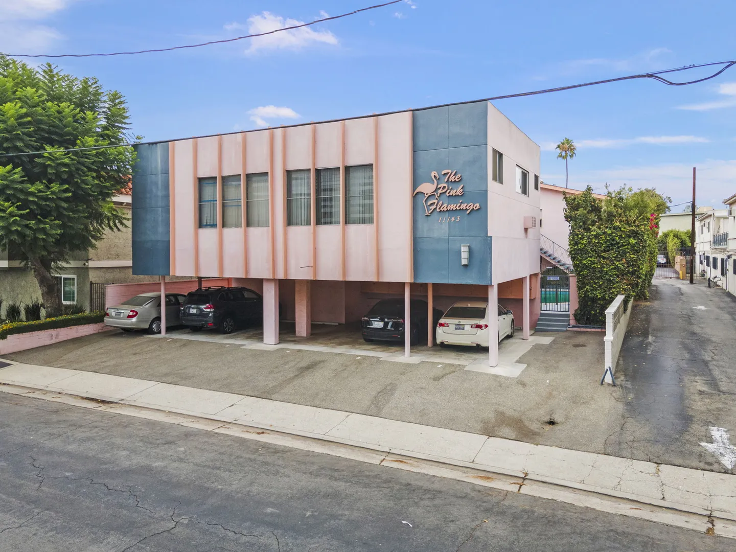 Classic 10-Unit Multifamily at 11143 Aqua Vista Street