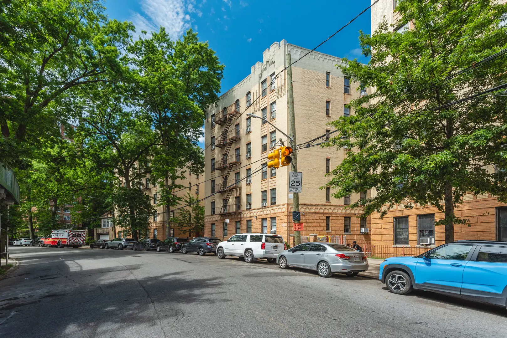 MultiFamily Property Listed at 3871 Sedgwick Avenue