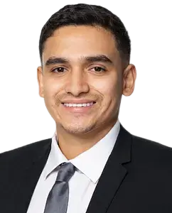 Justin Bustamante