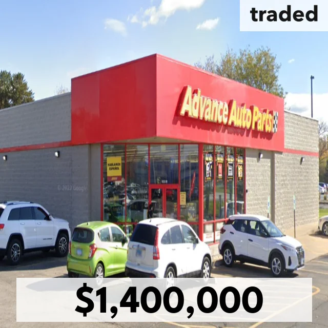 FCA Sells 340 S Division St In Harvard For $1,400,000 With Buyer's Reps Kyle Stengle And Brian Parmacek