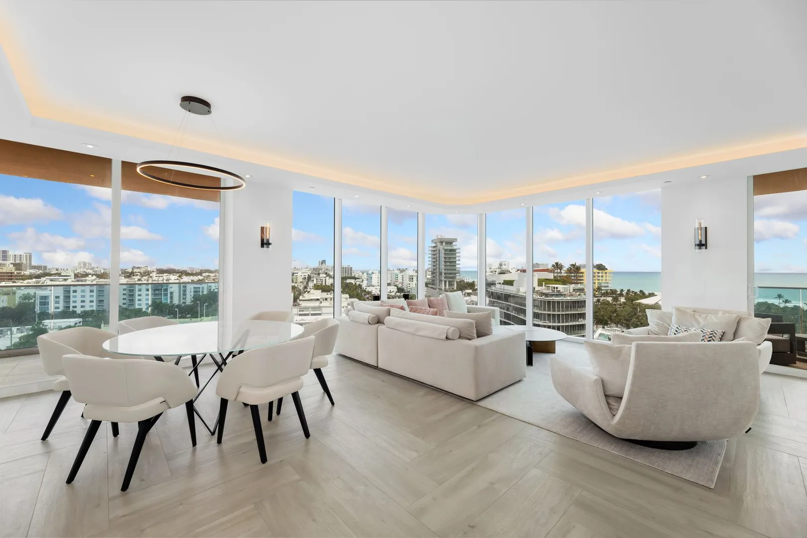 Luxurious Miami Beach Condo with Ocean Views at 300 South Pointe Drive
