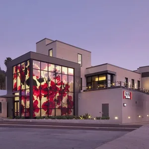 662 Sepulveda, LLC