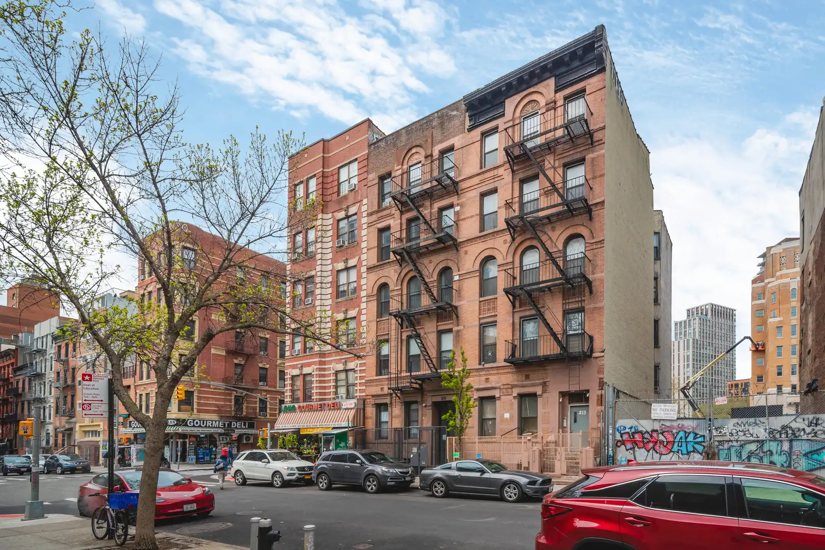 MultiFamily Property Listed at 211 Henry Street New York