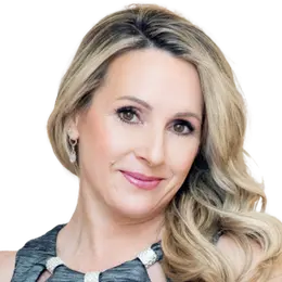 Debbie Maue