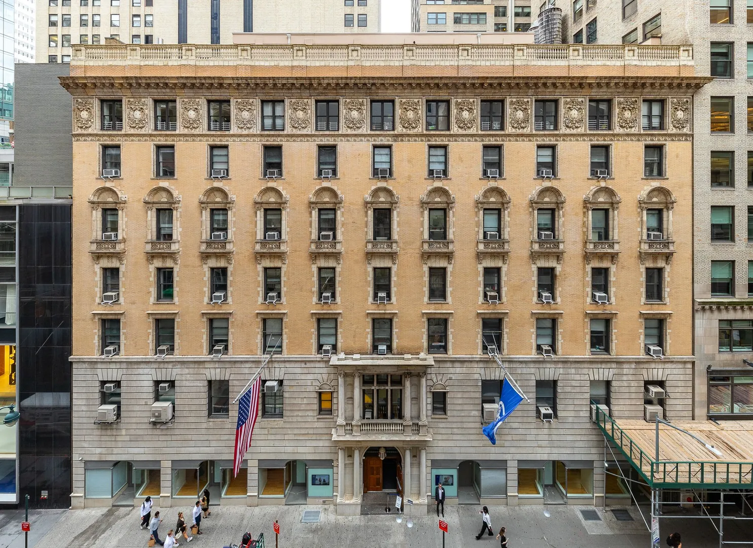 Development Site at 4 West 43rd Street in Midtown