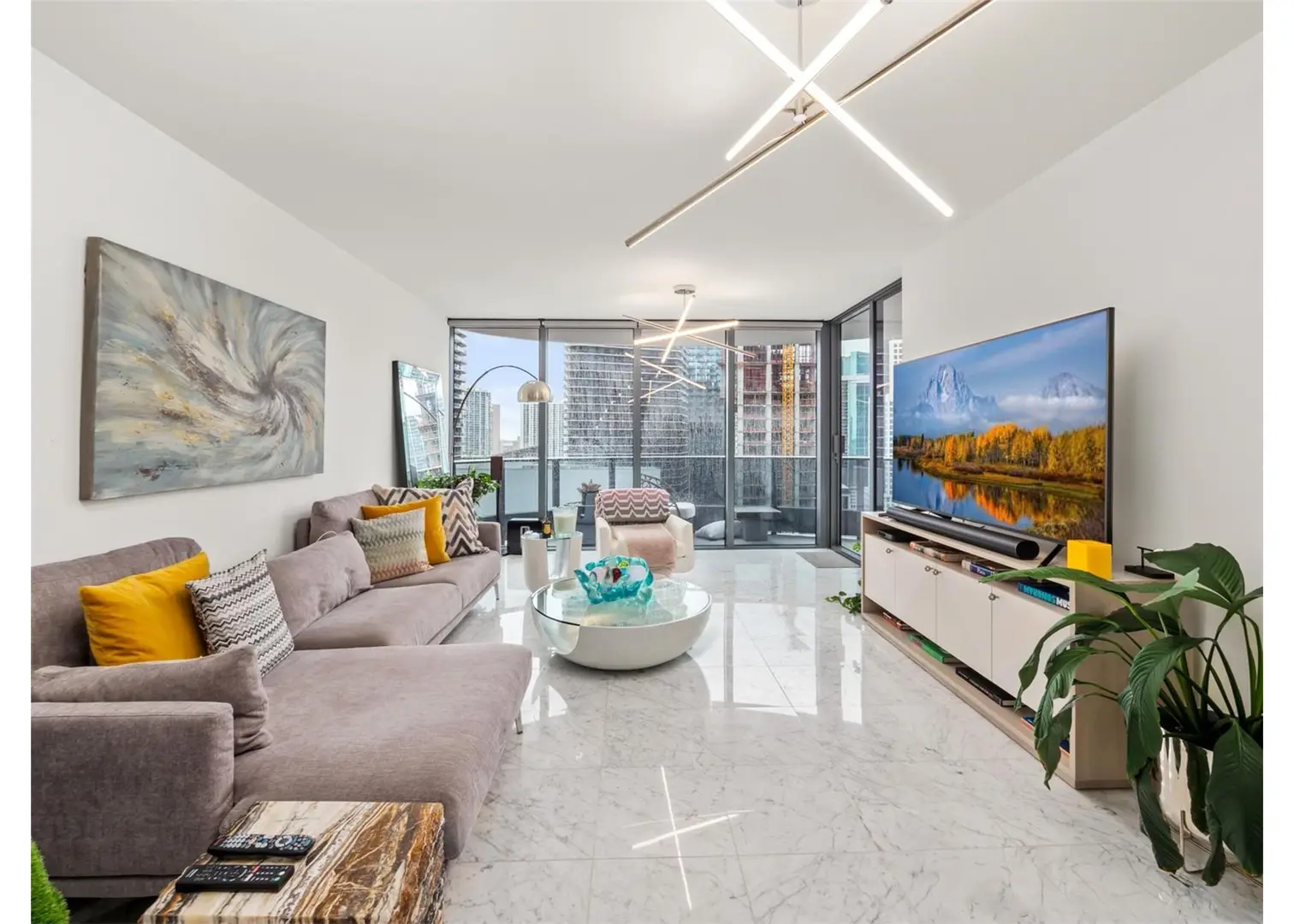 Brickell Flatiron 2615